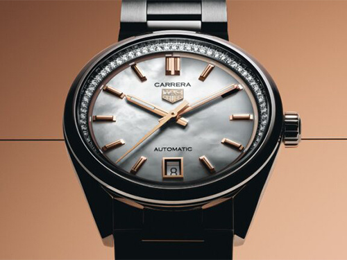 Новые женские часы TAG Heuer Carrera Date 36 mm с перламутровыми циферблатами и бриллиантами